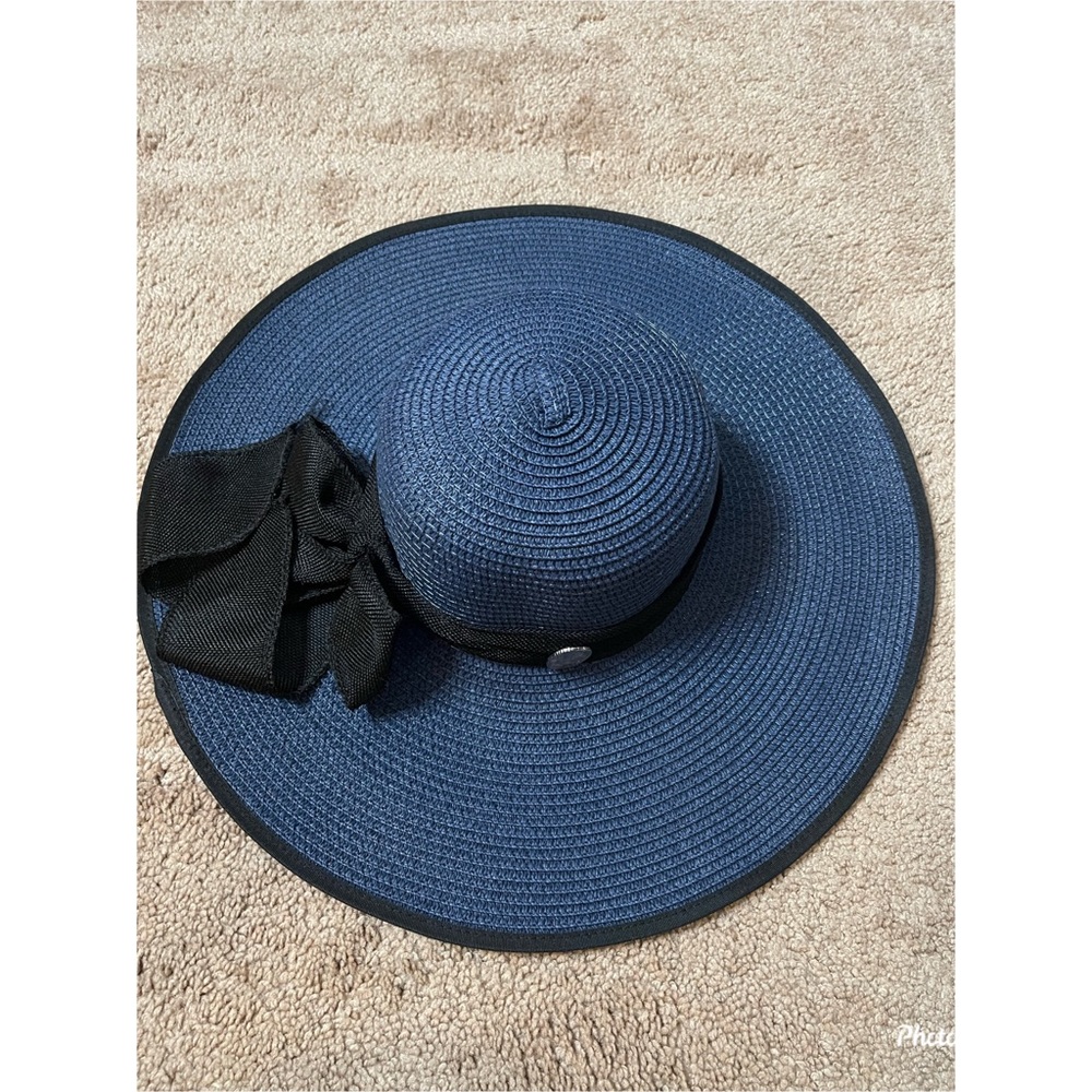 Beach hat